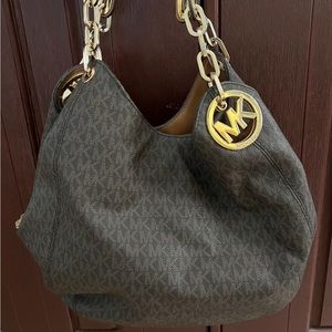 Michael Kors Lily signature logo shoulder bag